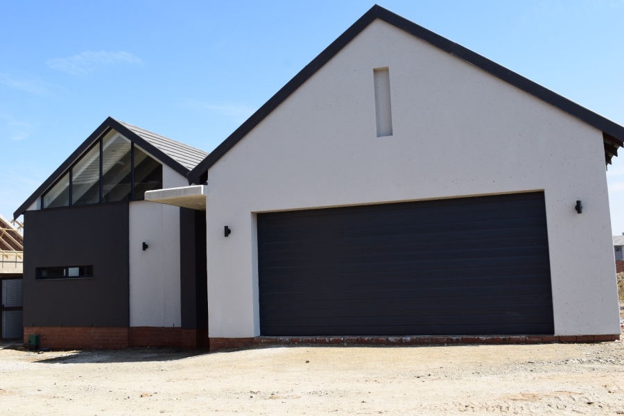 3 Bedroom Property for Sale in Woodland Hills Bergendal Free State